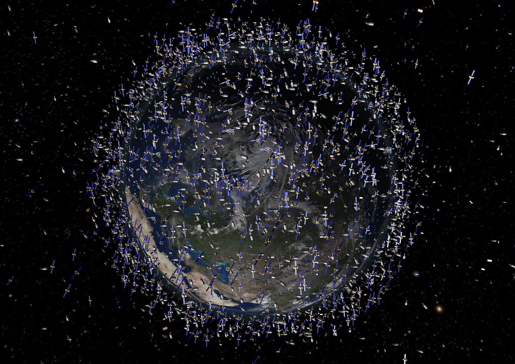 What’s the Difference Between SpaceX’s Starlink and OneWeb?