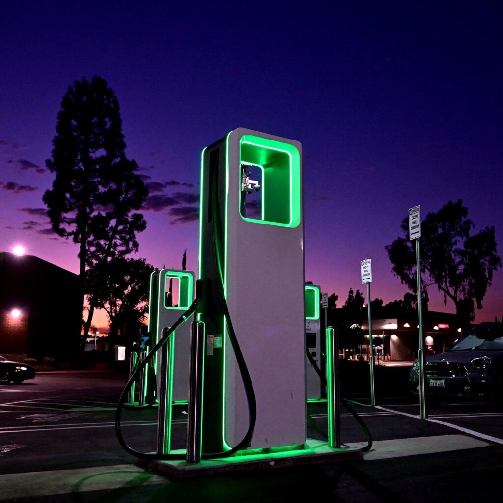 How Many Charging Stations Would We Need to Totally Replace Gas Stations?