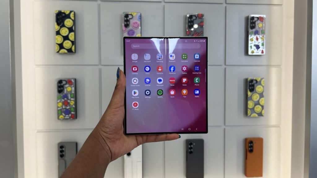 Samsung Galaxy Z Fold 6 unveiled with built-in Google Gemini at Unpacked July 2024